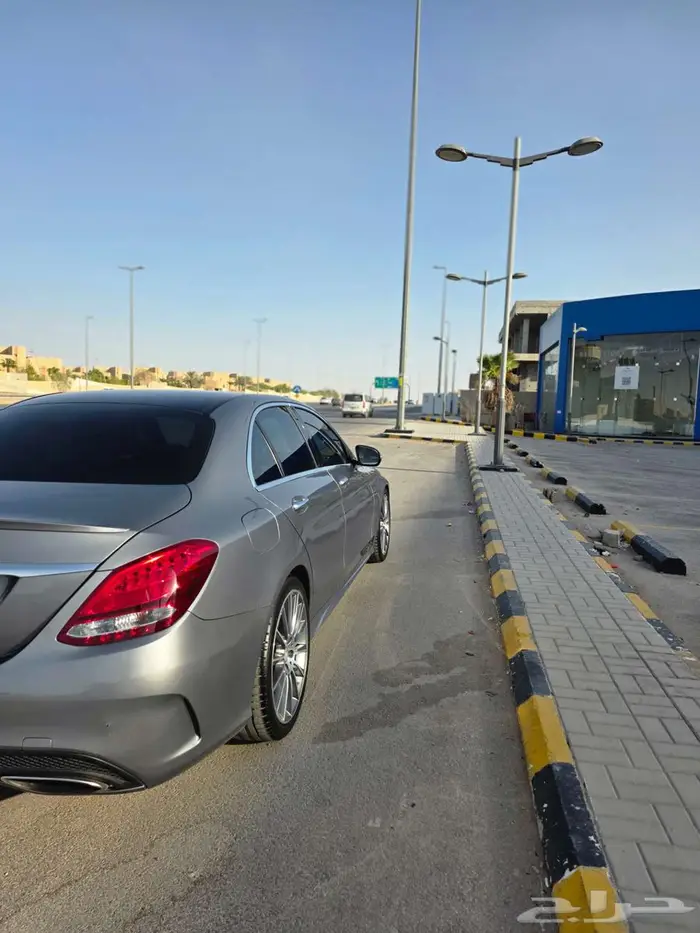 مرسيدس C300 AMG 2026 23