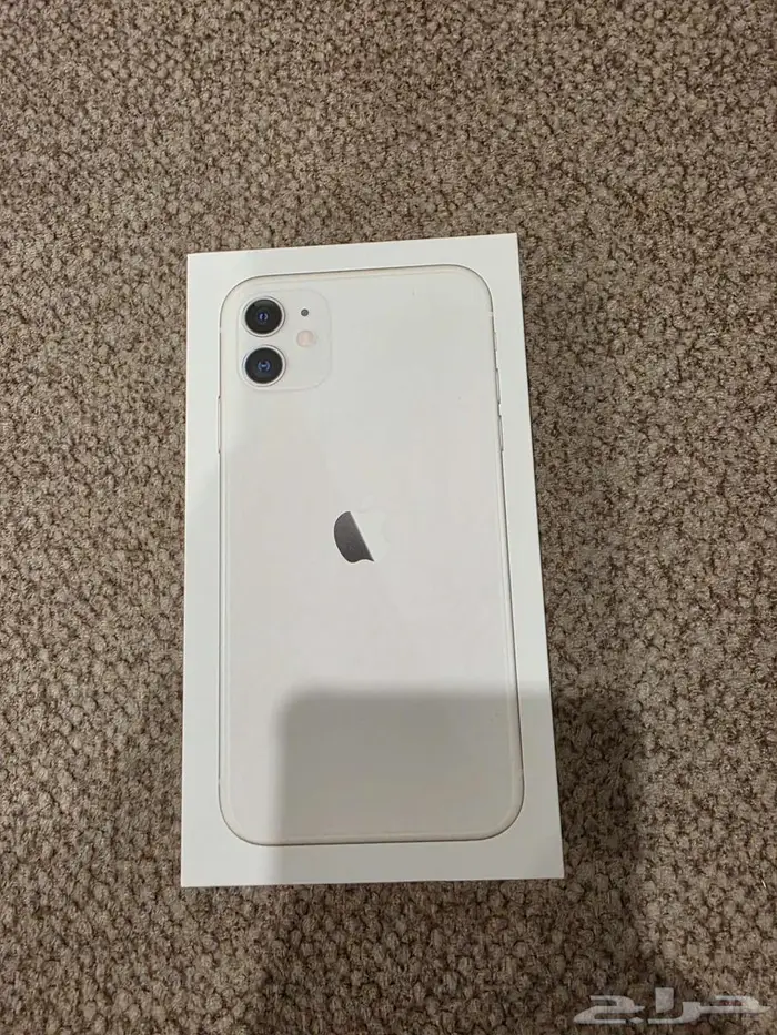 ايفون 11 ابيض 0