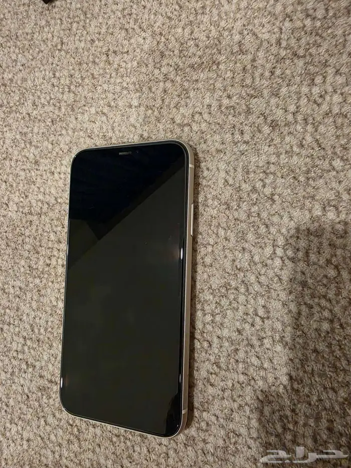 ايفون 11 ابيض 4