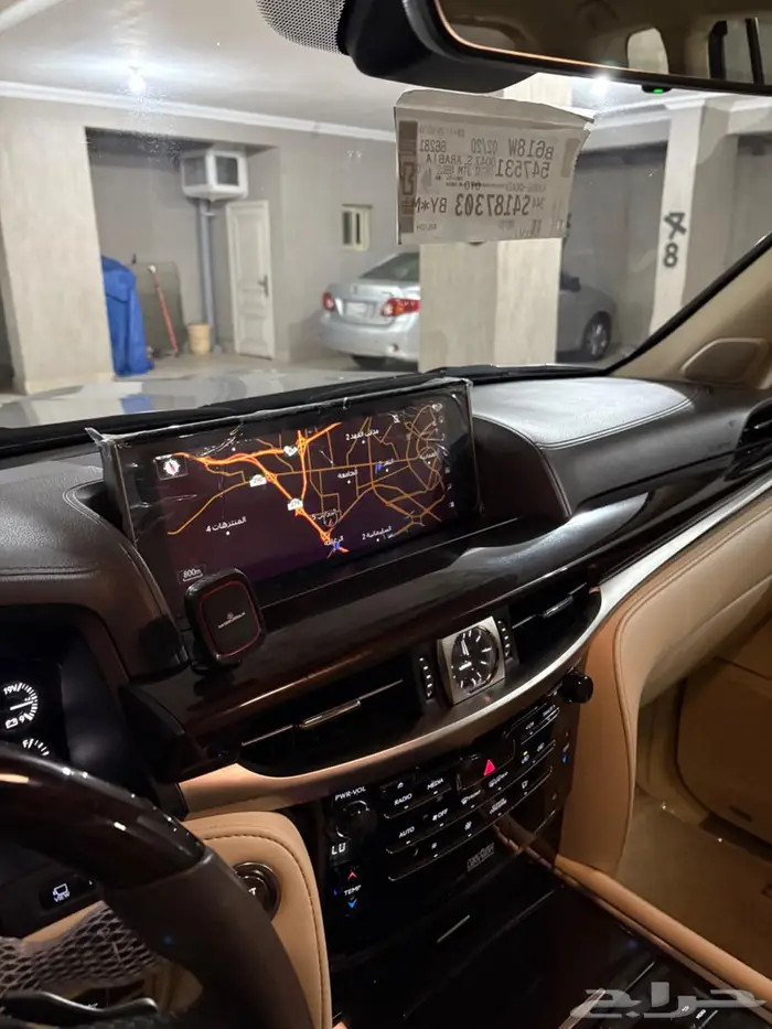 لبيع جيب لكزس 2019 LX 570 فل كامل وكالة من صدام لي الصدام 15