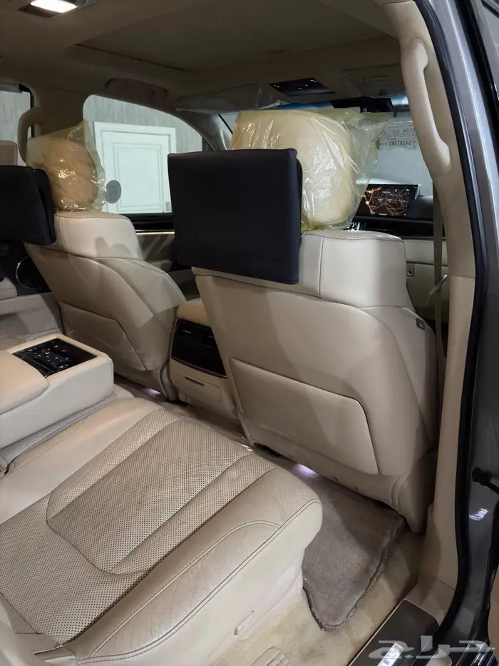 لبيع جيب لكزس 2019 LX 570 فل كامل وكالة من صدام لي الصدام 24