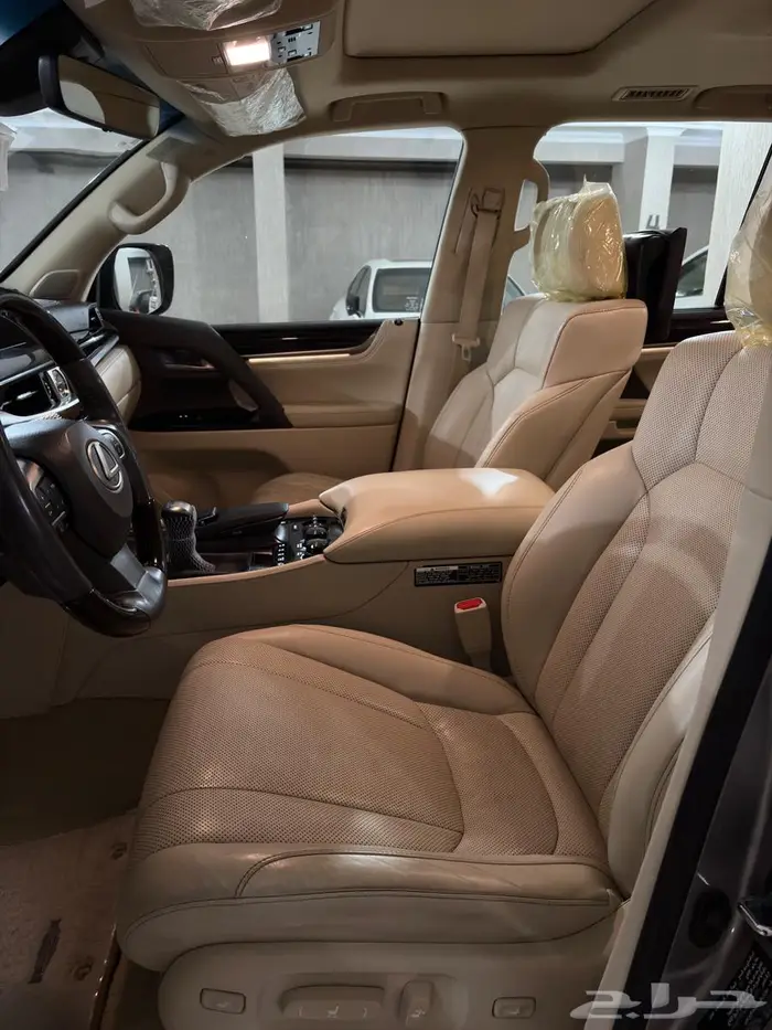 لبيع جيب لكزس 2019 LX 570 فل كامل وكالة من صدام لي الصدام 10
