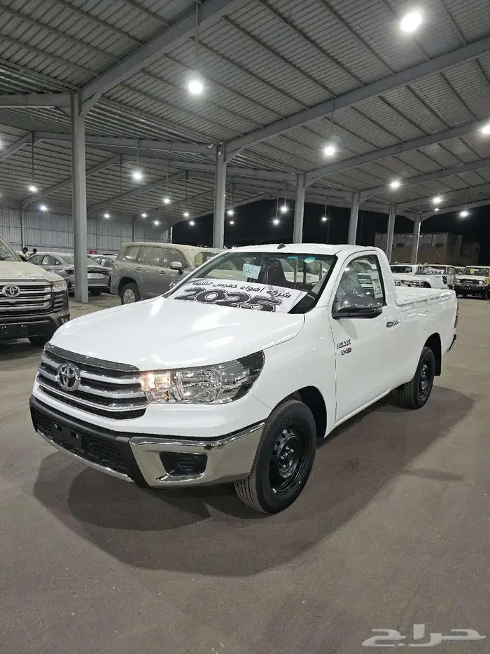 تويوتا هايلوكس GL غماره ديزل بدون دبل 2025 12