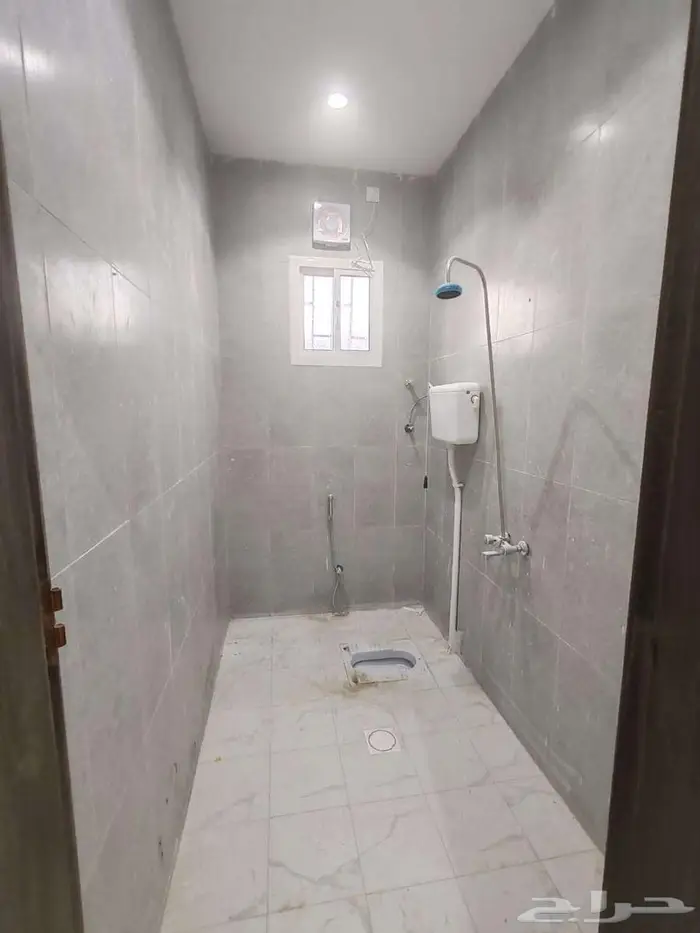 دور كامل للبيع مساحه 630 21