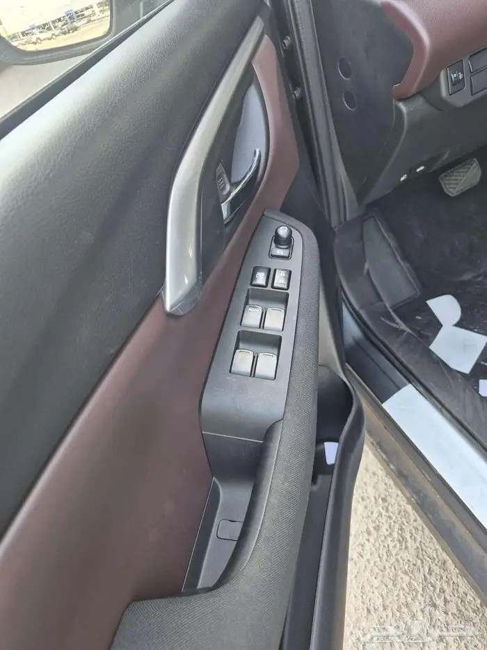 تويوتا أوربان كروزر 2026 5