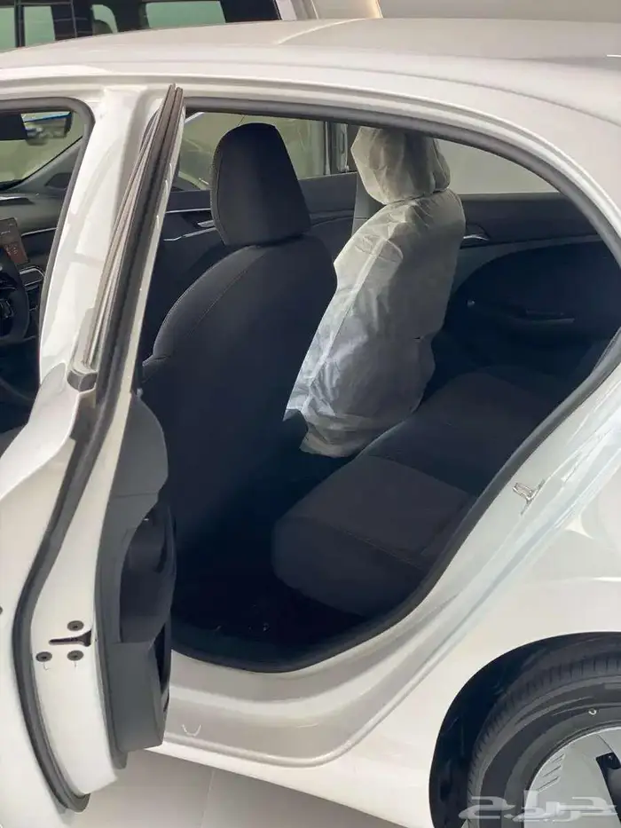 ام جى 3 ستاندر موديل 2025 بأفضل سعر جميع الالوان 11