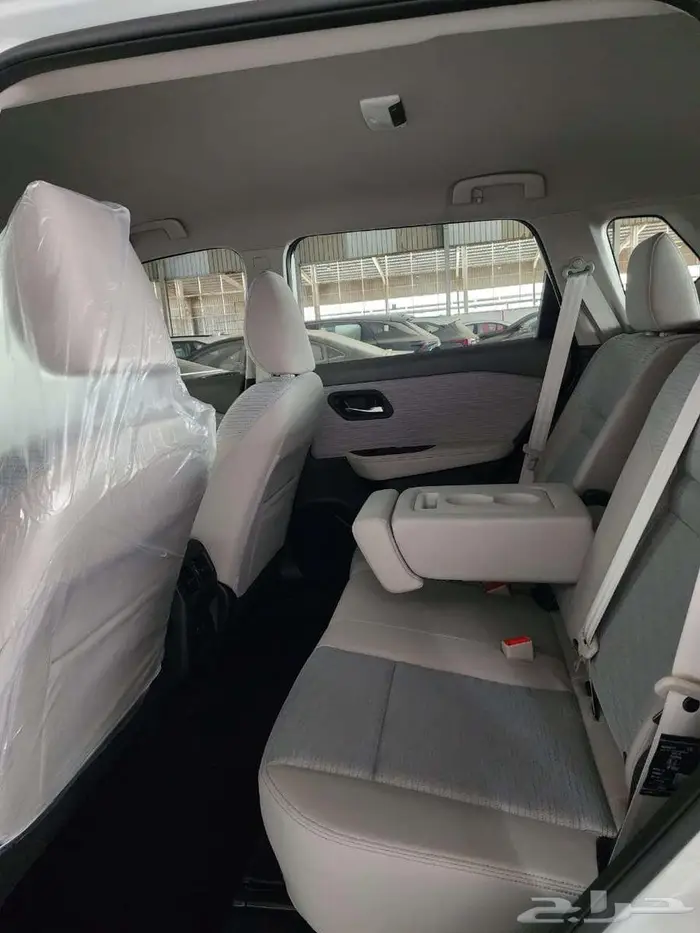 نيسان اكس تريل 7 مقاعد دبل 2026 6