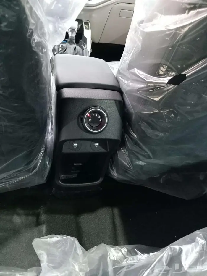 كيا كارينز نص فل7 مقاعد بصمة 2025 بافضل الاسعار 4