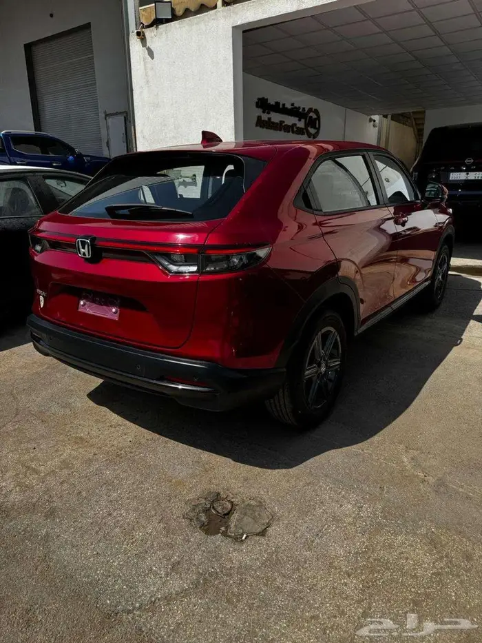 هوندا HR-V 2025 نص فل 4