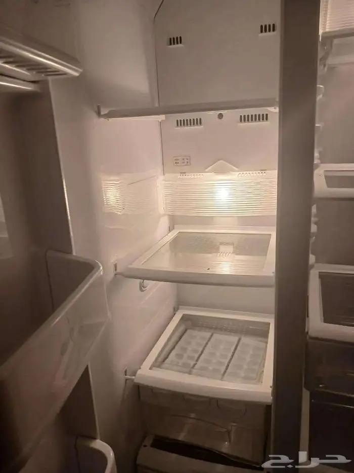 ثلاجه ال جي وشاشه 2