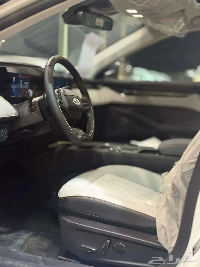 فورد تورس تيتانيوم 2026 سعودي مع صيانة مجانية 9