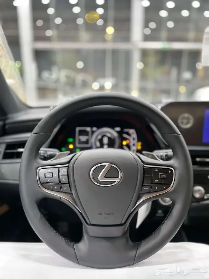 لكزس ( ES 300 AH ) موديل 2025 أقل الأسعار 17