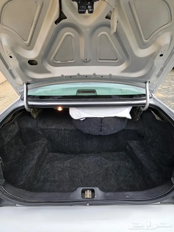 فورد فكتوريا 2001 6