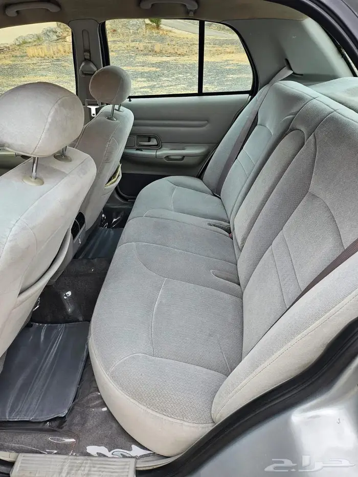 فورد فكتوريا 2001 16