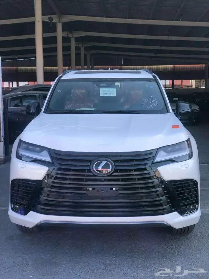 لكزس LX 600 vip 2025 سعودي بلاك اديشن أرباح صفر 7