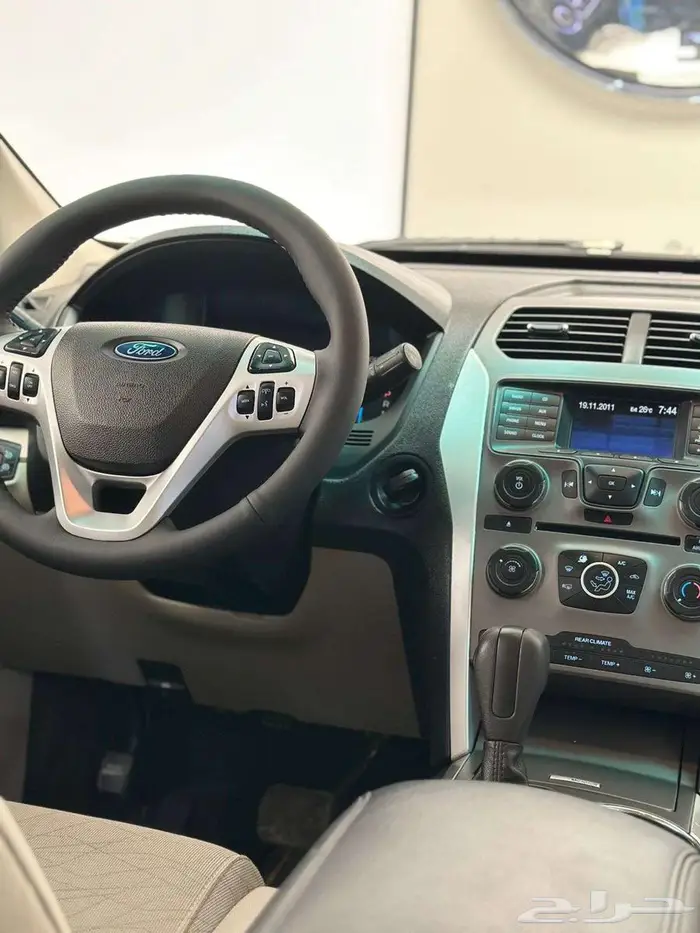 فورد اكسبلورر 2013 دبل 8