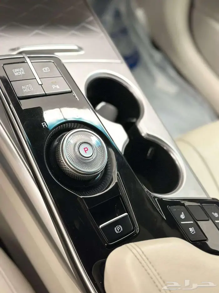 كيا K8 نص فل 2022 10