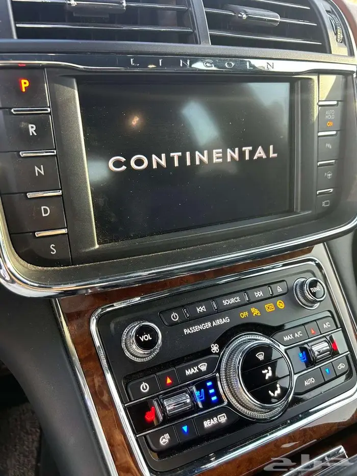 لينكون كونتيننتال 2020 بحالة الوكاله للبيع 7