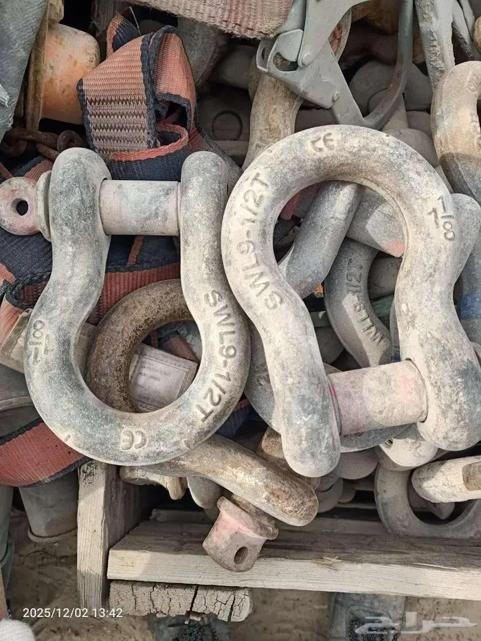 D-SHACKLES FOR SALE 5
