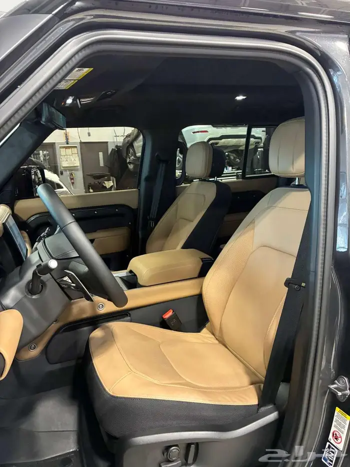 Defender V8 Carpathian Edition - 2025 - 5.700KM 7