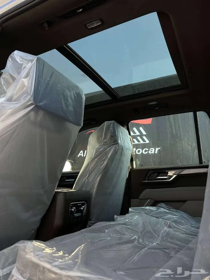 جي ام سي يوكن الفيشن V8 2025 GMC عيش الفخامة والشتوية 17