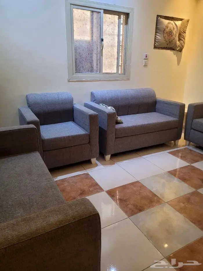 للبيع كنبين مجالس نظيفه بحاله جيده جيدا 1