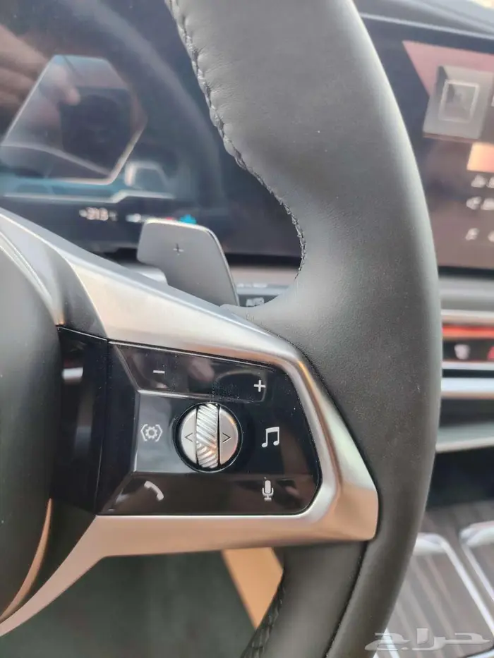 BMW بي ام دبليو 2026 اسود735i الفئة السابعة 18