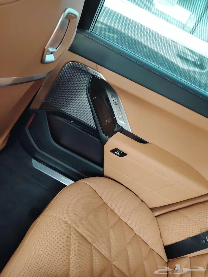 BMW بي ام دبليو 2026 اسود735i الفئة السابعة 30