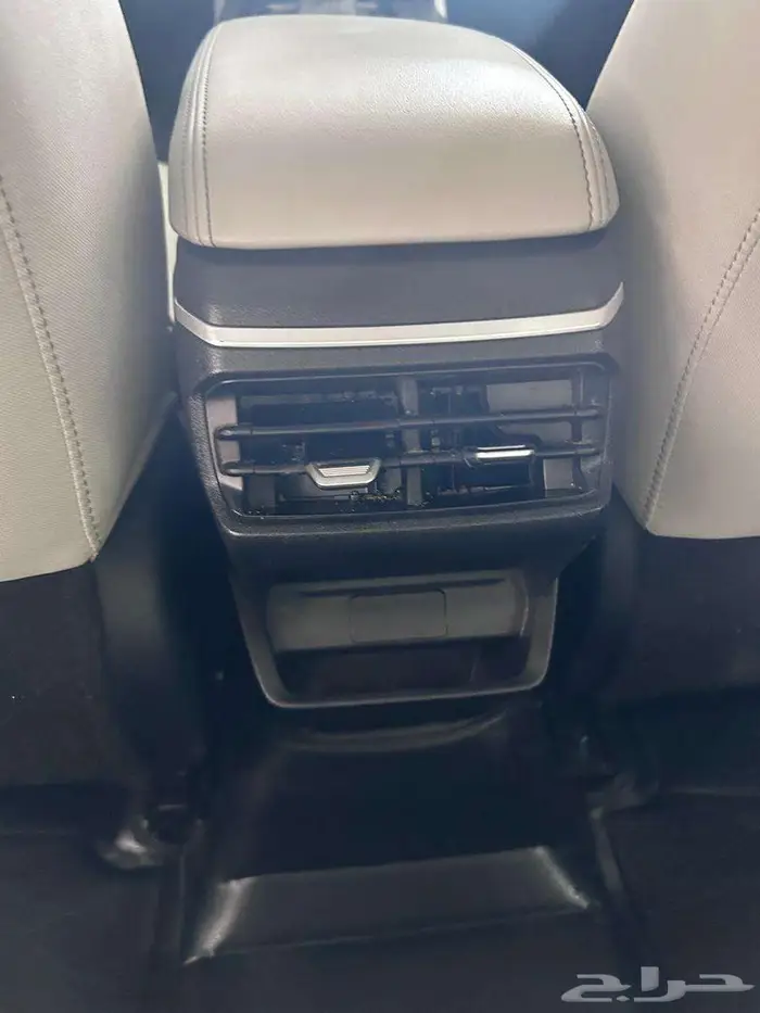 جيلي امجراند 2023 11