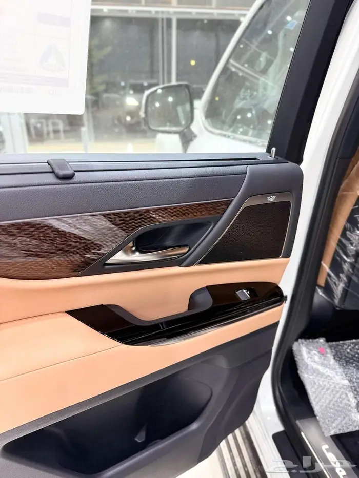 لكزس ( LX 600 BB ) موديل 2025 أقل الأسعار 22