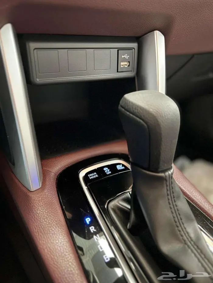 كورولا كروس ستاندر ونص فل 2025 4