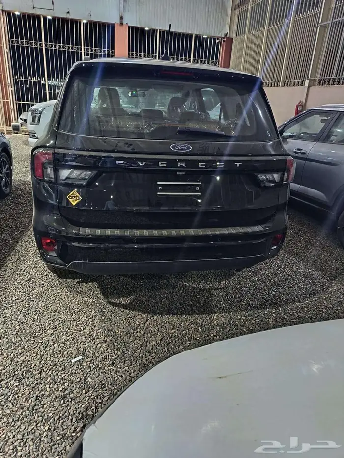 فورد ايفرست اكس ال اس 4