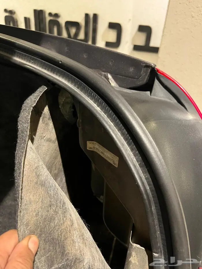 فورد فكتوريا 4