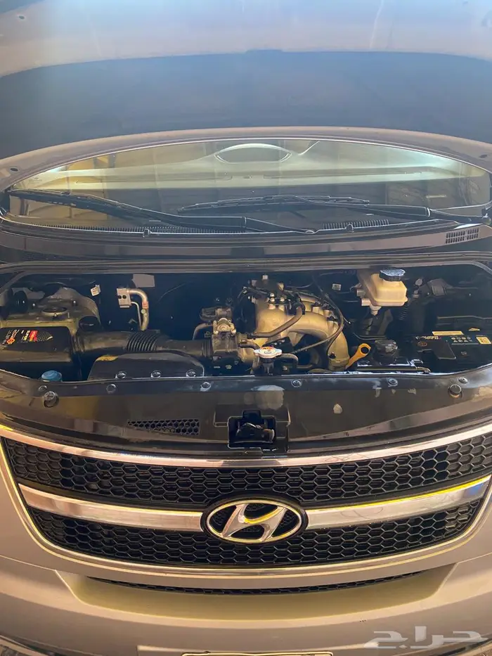 هونداي H1 2013 مخزن 10