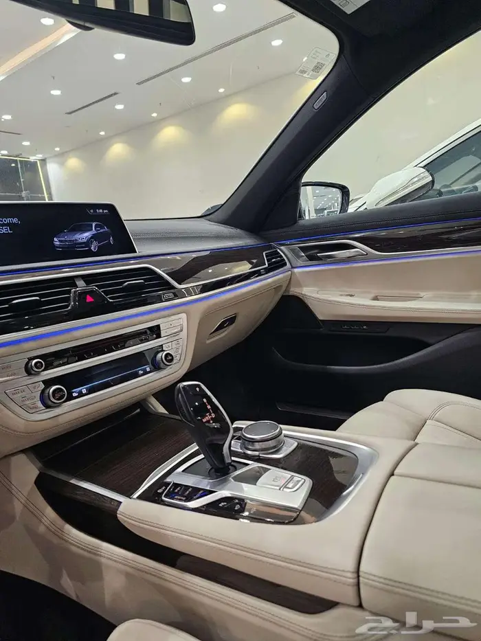 بى ام دبليو 740li موديل 2019 ناغى 15