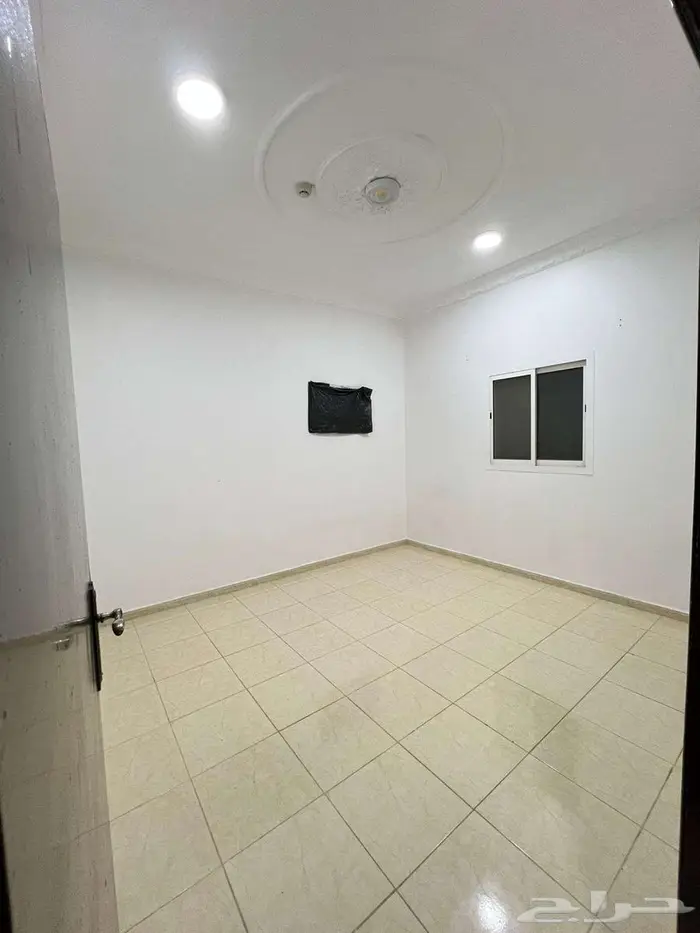 شقق للإيجار في حي أشبيليا بأسعار ممتازة وفرص لا ت فوت 3