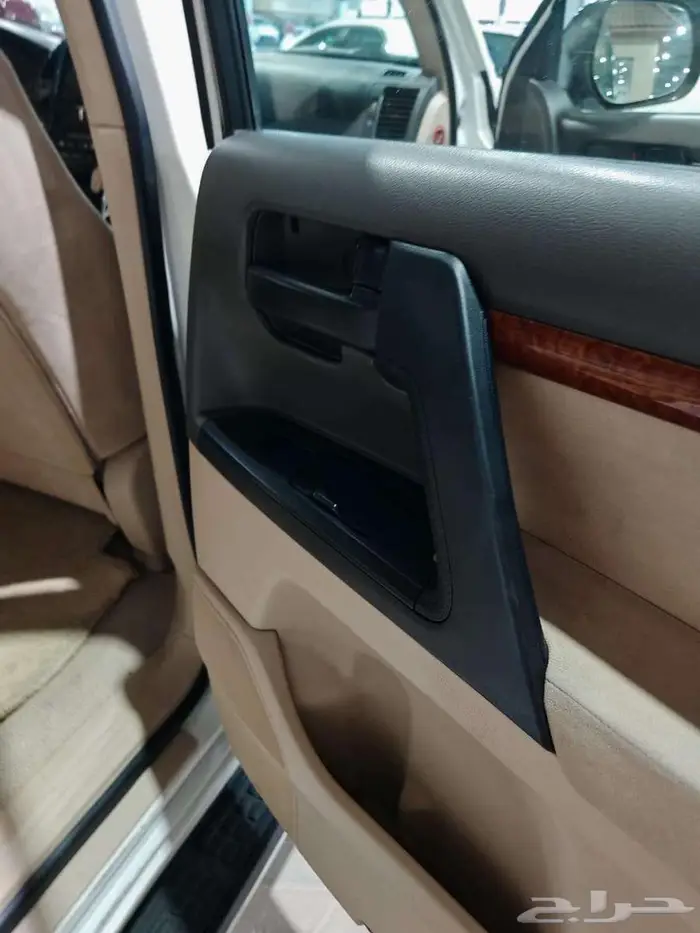 تويوتا لاند كروزر 2012 16