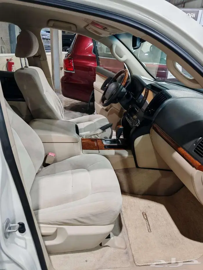 تويوتا لاند كروزر 2012 13