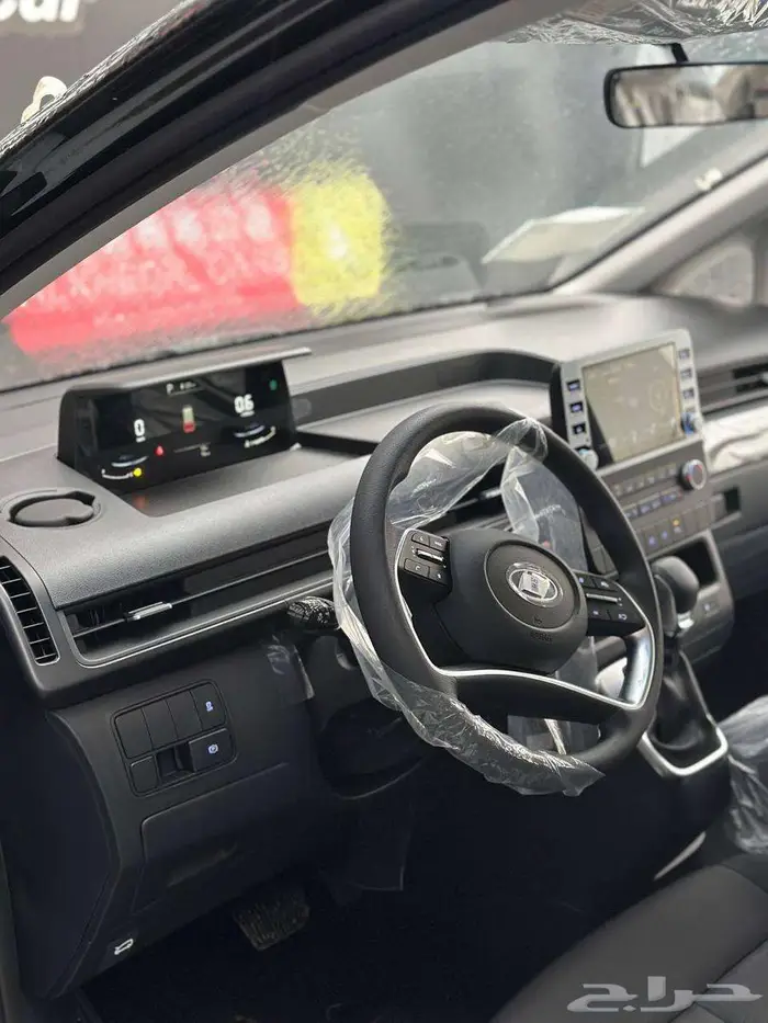 هيونداي ستاريا 2025 عائلية - الخضر للسيارات 7