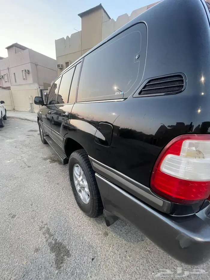 لاندكروزر للبيع 3