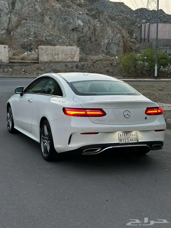 مرسيدس E300 كوبيه2020 5