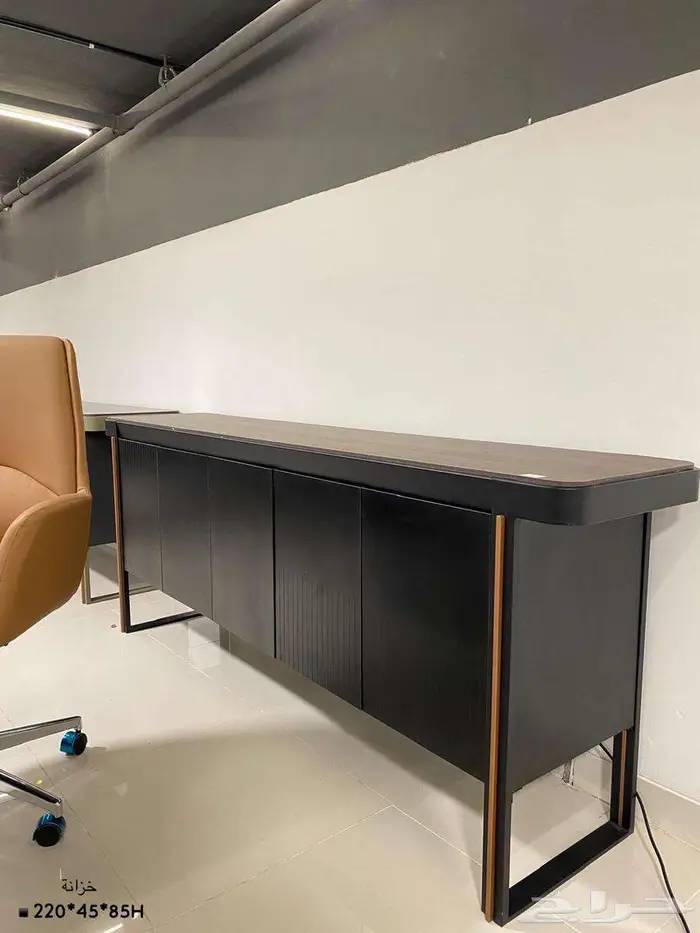مكاتب فاخرة بتصاميم عصرية وجودة لا تضاهى 29