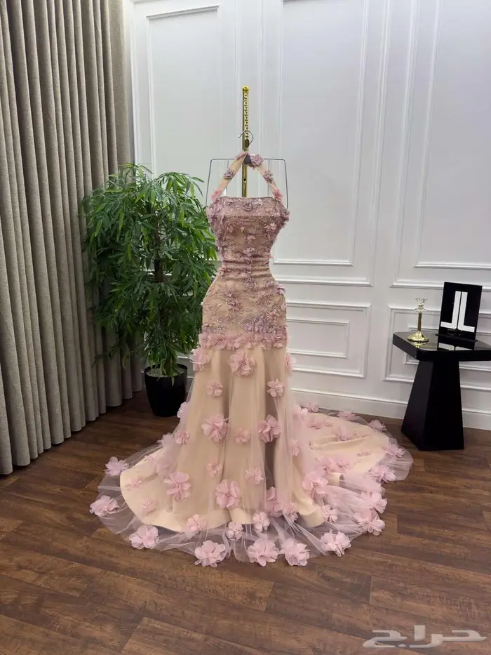 فساتين مناسبات حديثة نشحن لكافه المدن والقرى 22