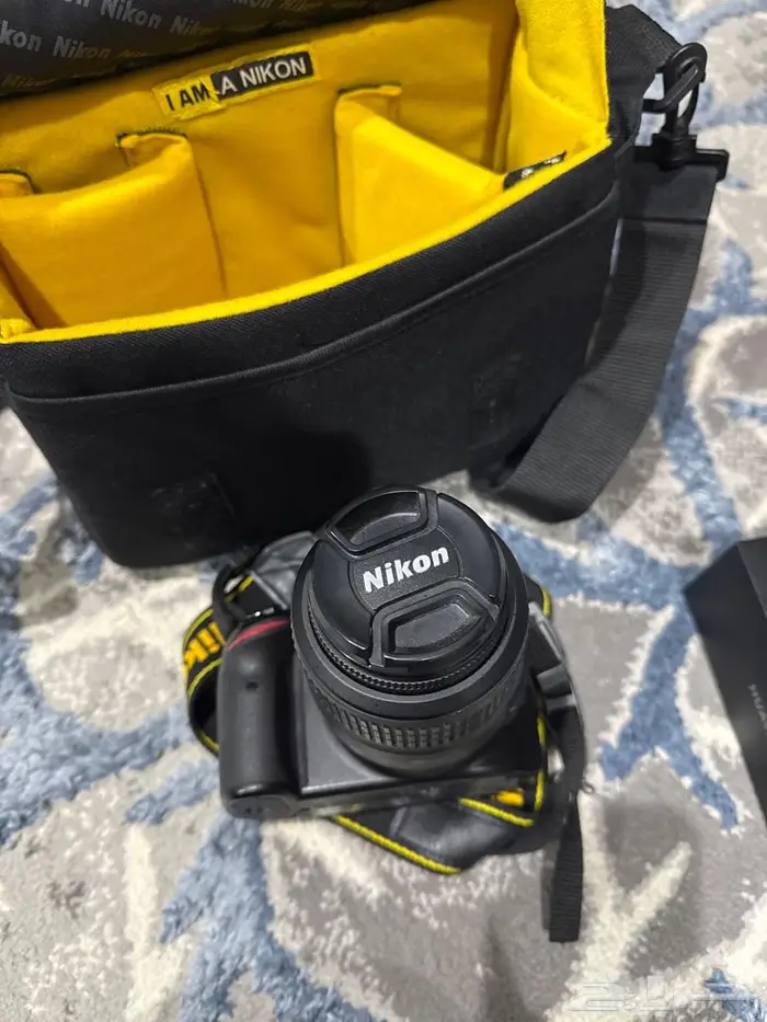 كاميرا نيكون شبه جديده 0