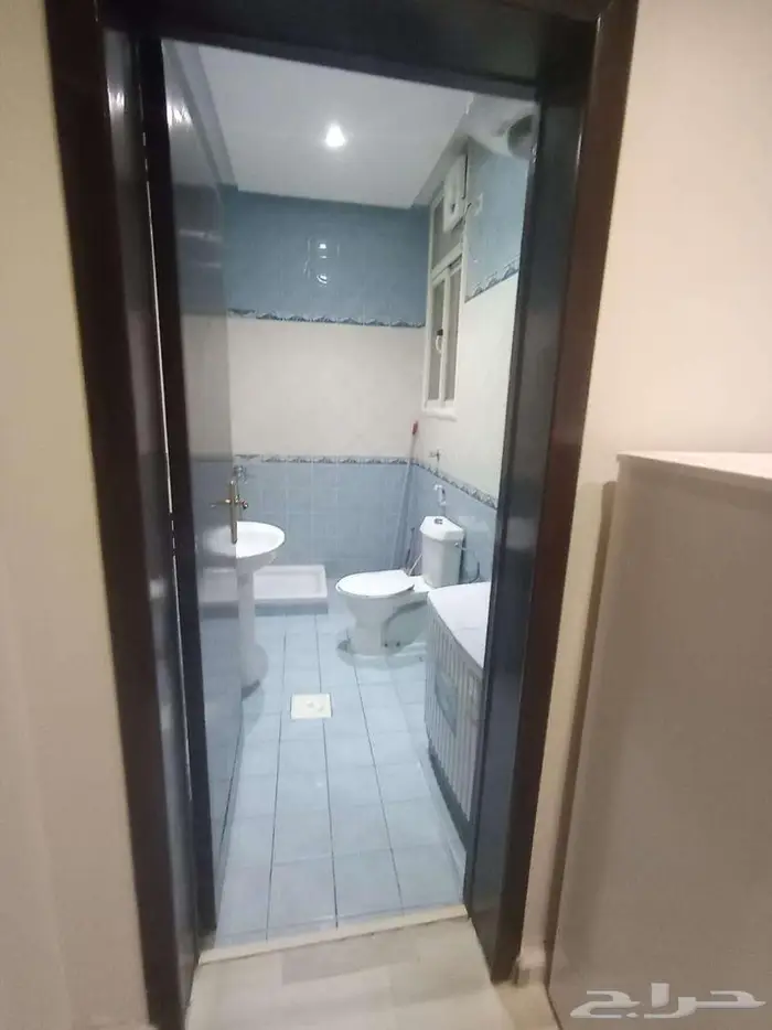 شقق فندقية غرفة دورة مياه بوفية مؤثثة وفاخرة بخميس مشيط 14