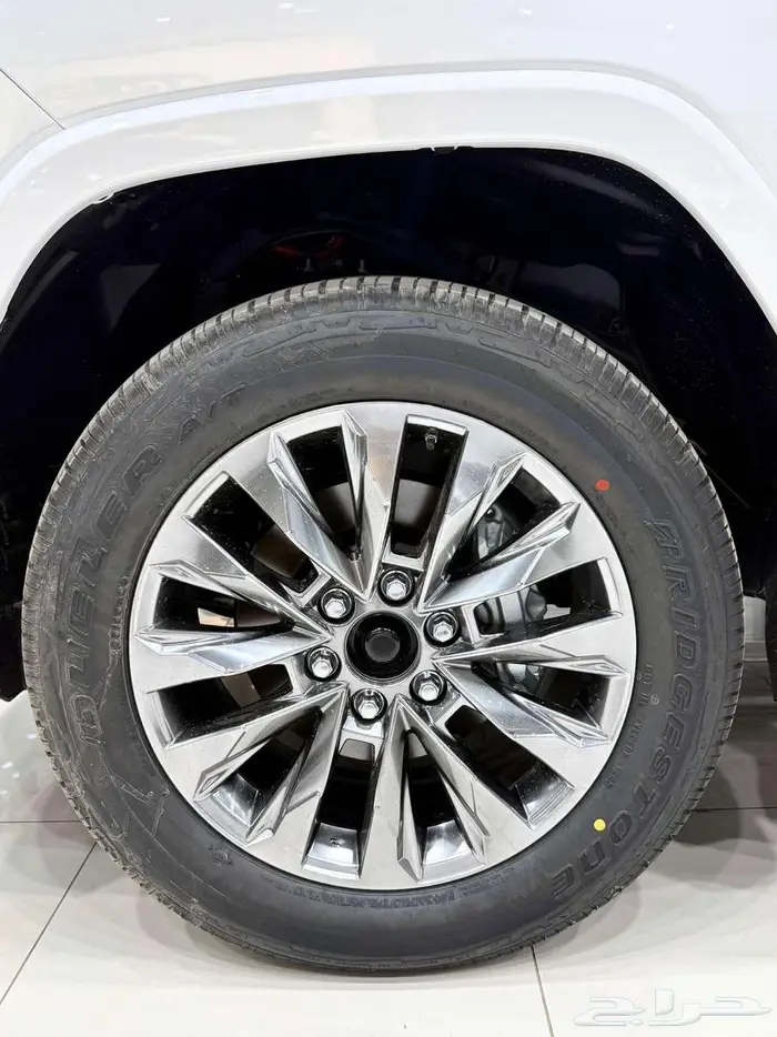 تويوتا لاندكروزر ( VXR ) هايبرد موديل 2025 أقل الأسعار 28