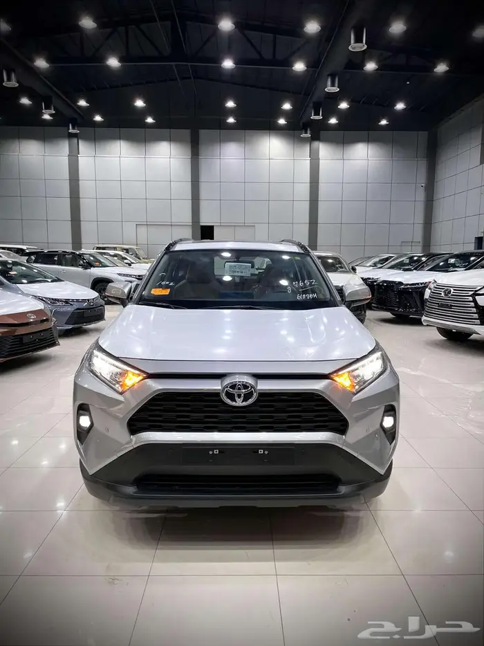 تويوتا راف فور ( XLE ) بنزين موديل 2025 أقل الأسعار 0