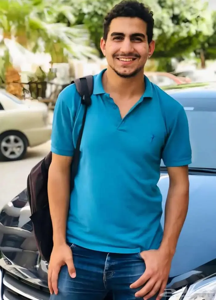 معلم فيزياء لجميع المراحل التعليميه وطلاب الجامعات 0