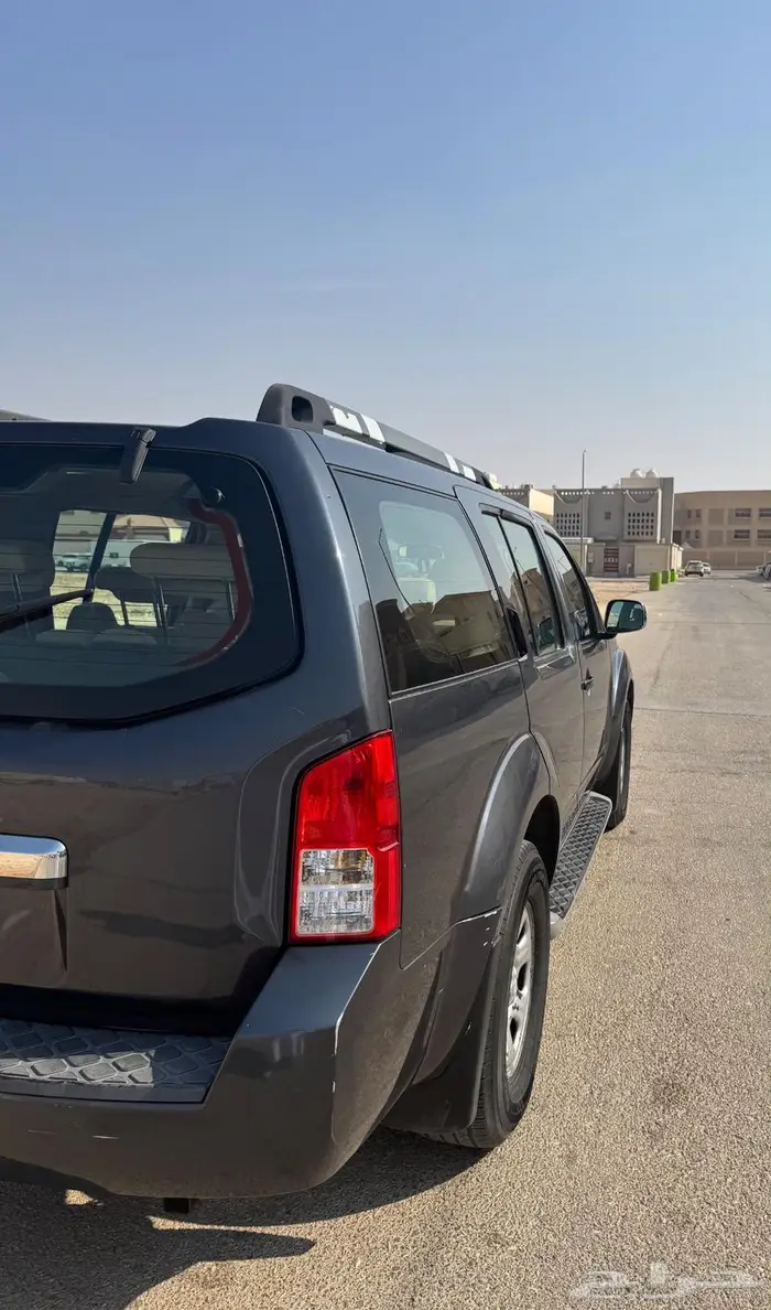 جيب باثفندر 2010 نظيف استخدام المالك الأول 9