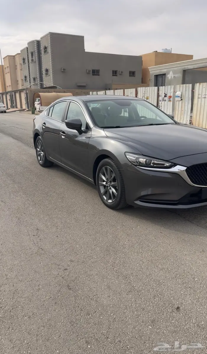 للبيع مازدا 6 موديل 2022 نظيفه اللون رمادي 3